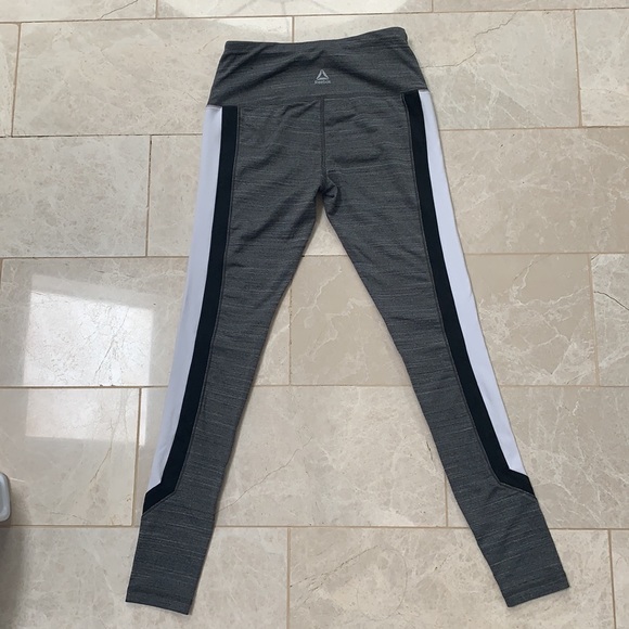 reebok; extra-small gray leggings NWOT - Picture 2 of 3